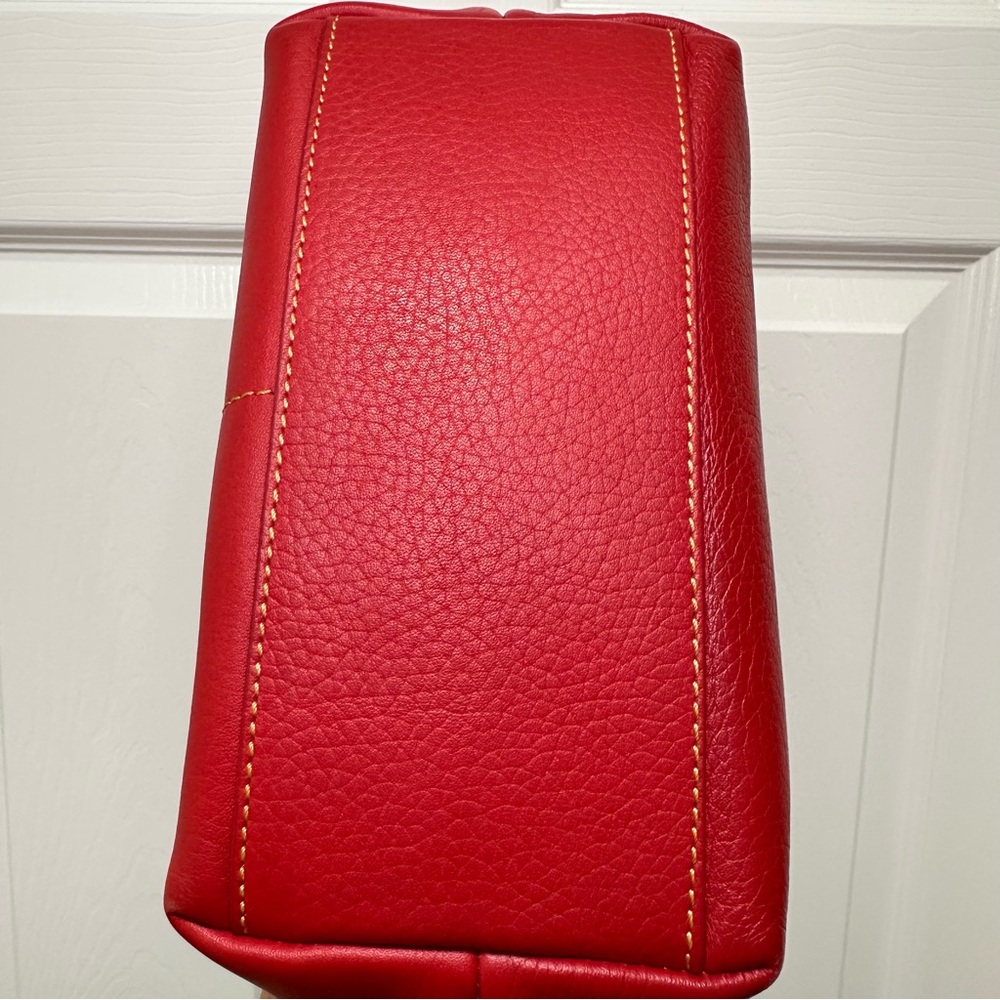 Dooney & Bourke Medium Shoulder Bag Mulberry Red Leather - Picture 15 of 17
